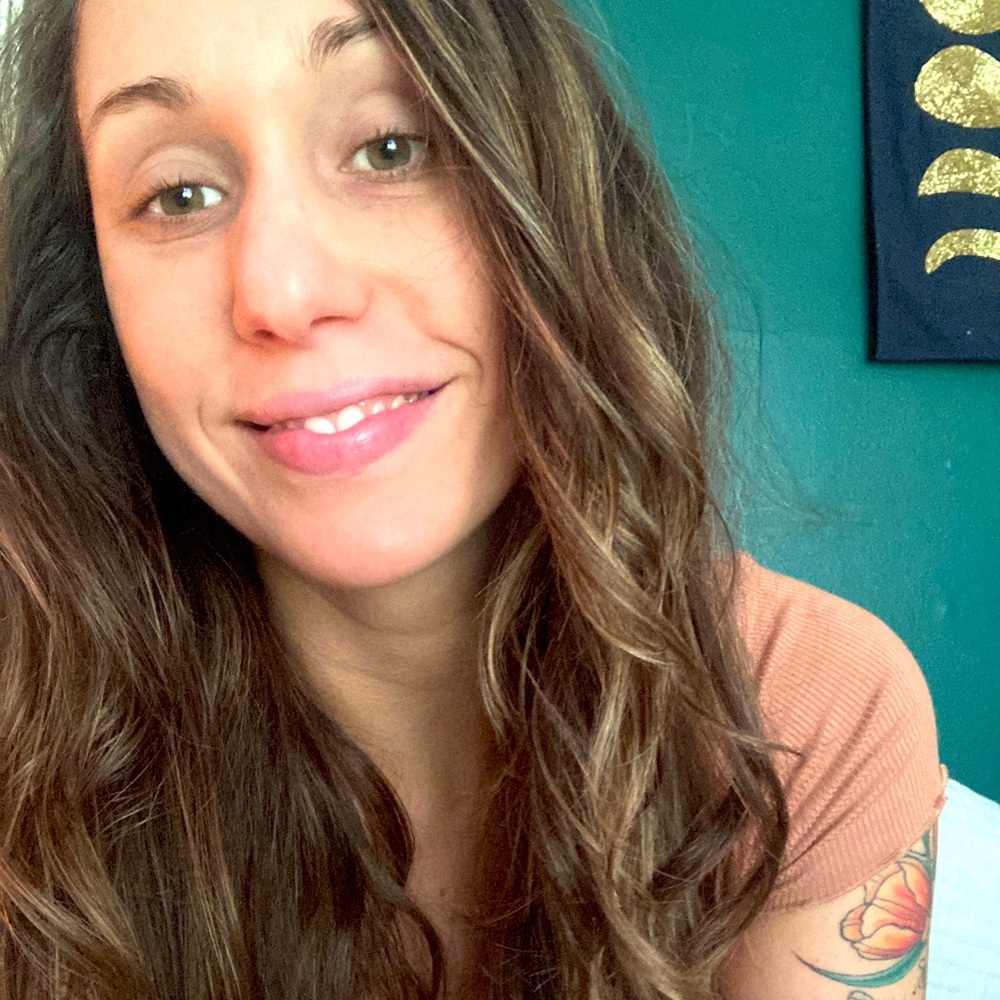 Meet your Posher, Emma